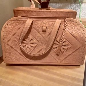 Handmsde leather purse
